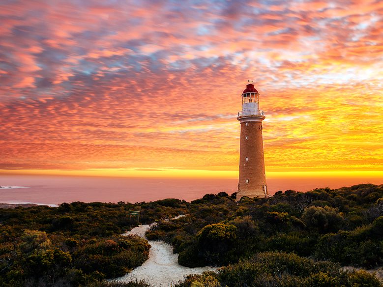 Cape-Du-Couedic-Lighthouse-Sunset | Park Trek