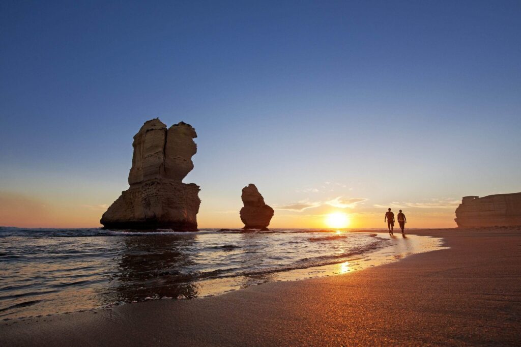 Great Ocean Walk Hero Image | Park Trek Great Ocean Walk Hero Image